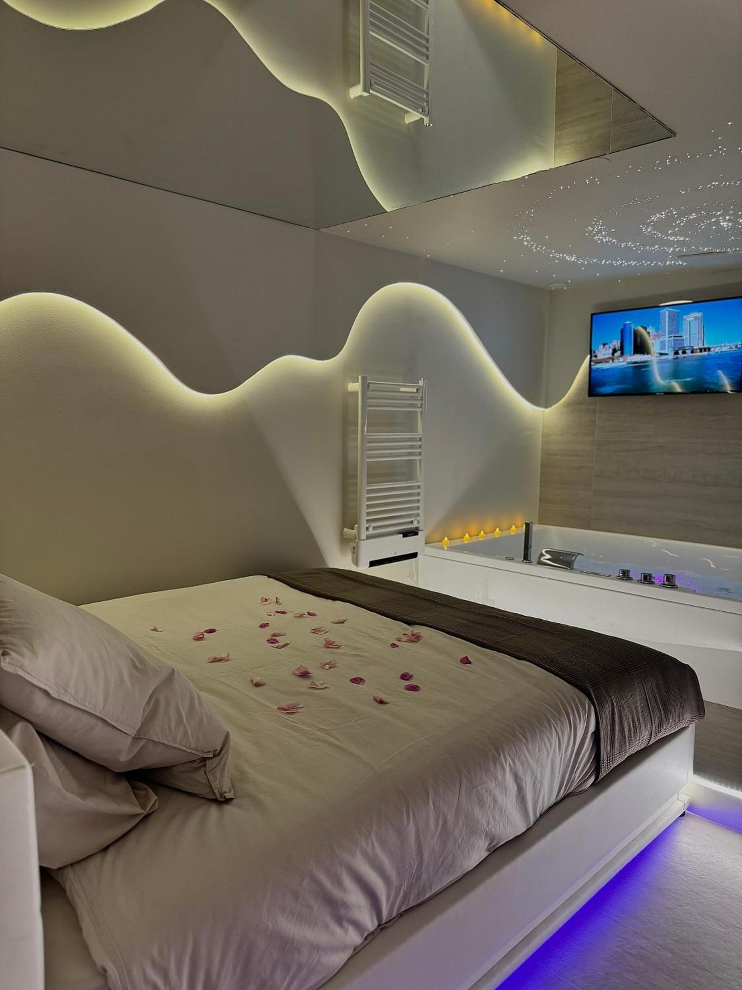 Spa Privatif - Love Room Luxe - Proche Disney Marles-en-Brie Exteriér fotografie