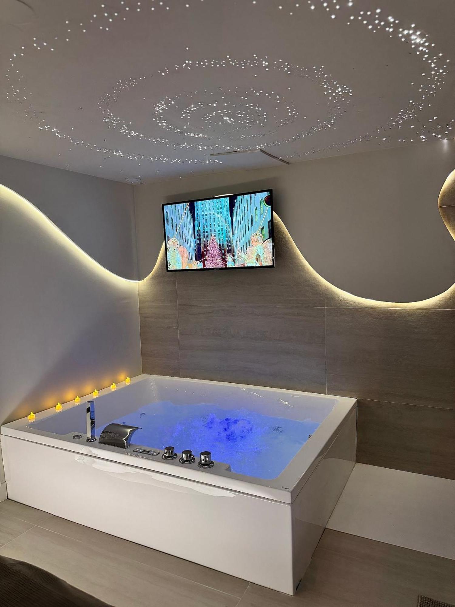 Spa Privatif - Love Room Luxe - Proche Disney Marles-en-Brie Exteriér fotografie